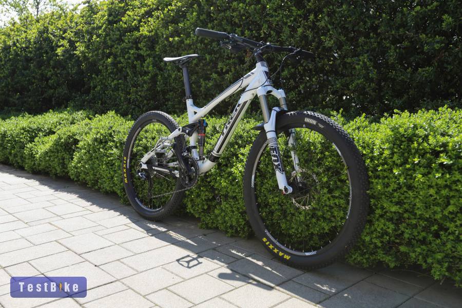 Trek Fuel EX összteleszkópos kerékpár