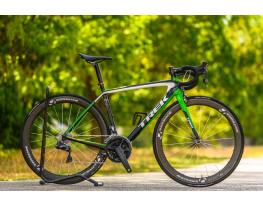 Trek Madone 7.7 Di2 (54) full karbon országúti kerékpár