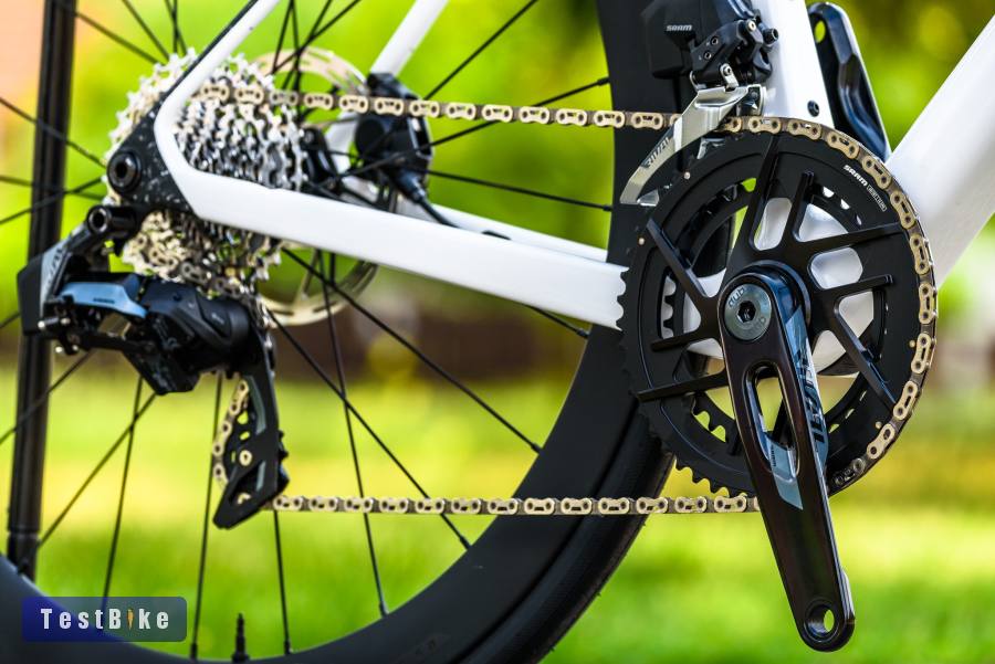 Trek Madone SL 6 Gen 8 (M) 2026 új full karbon országúti 