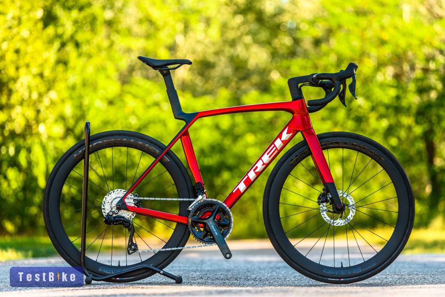 Trek Madone SL 6 Gen 8 (M/L) 2026 Di2 új országúti kerékpár