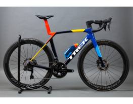 Trek Madone SLR 9 2026 Dura-Ace Di2 (M/L) országúti kerékpár