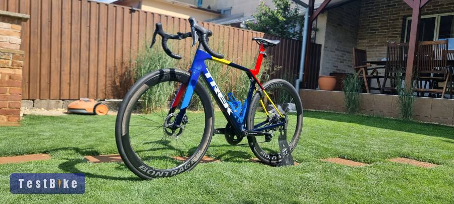 Trek Madone SLR 9 Di2 Gen 8 - Team Replica (2025)