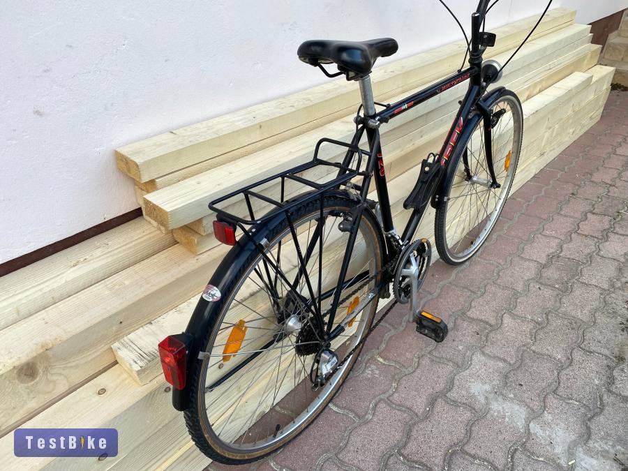 Trek Multitrack 720 28" acél trekking túra kerékpár