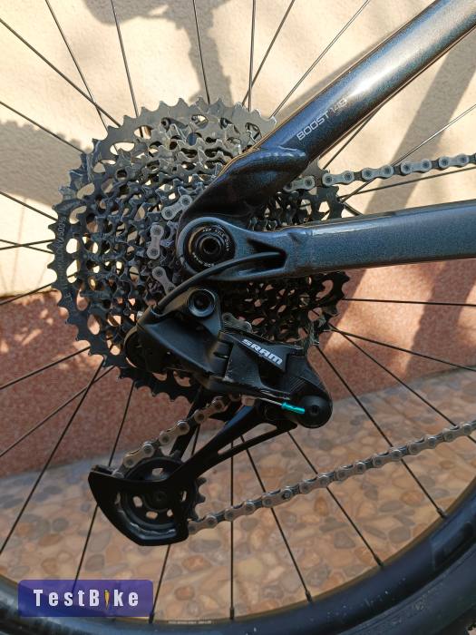 Trek Remedy 8 M-es méret 27,5 