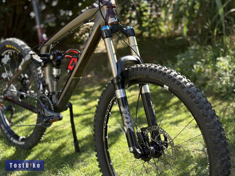Trek Remedy 9.9 “M”  OCLV Carbon