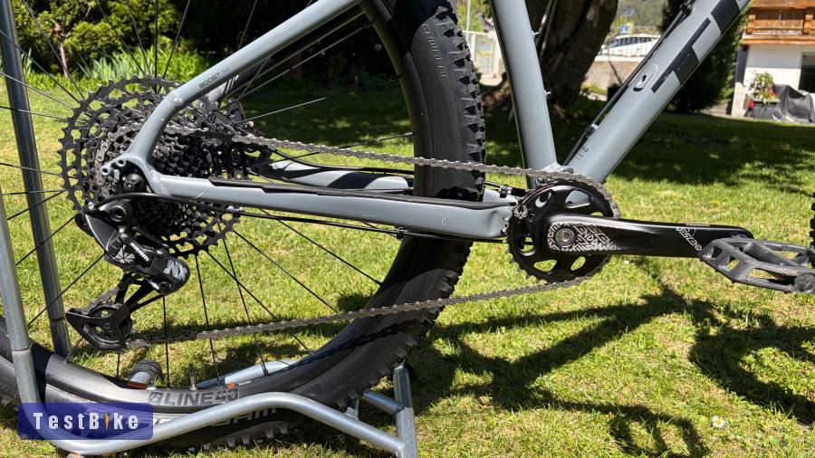 Trek Roscoe 8, M-es méret, Nagyszervíz után