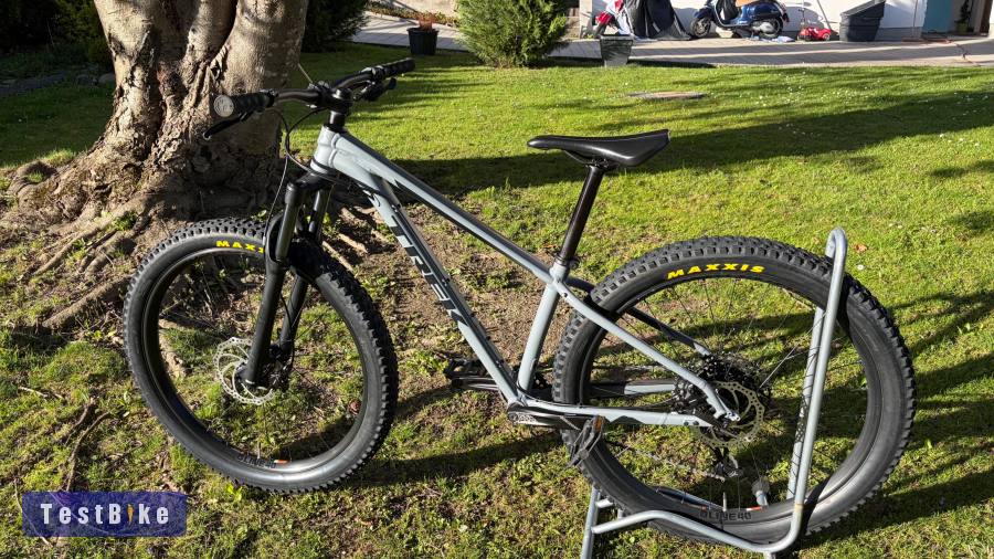 TREK Roscoe 8 27,5“+, S-es méret, nagyszerviz utan