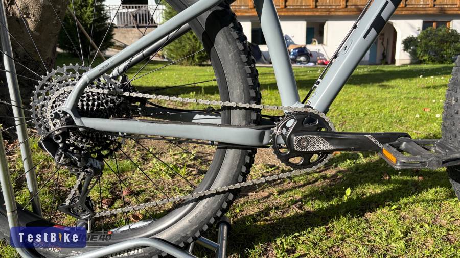 TREK Roscoe 8 27,5“+, S-es méret, nagyszerviz utan