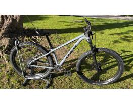 TREK Roscoe 8 27,5“+, S-es méret, nagyszerviz utan