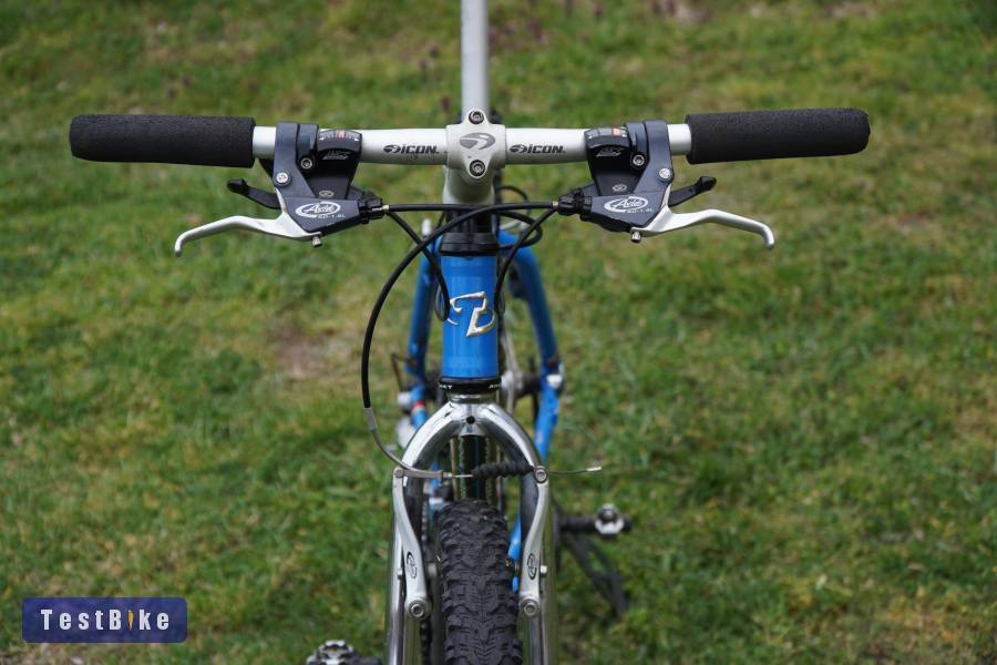 Trek SL 8000 Superlight monti                               