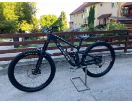 Trek Slash 8 2022 L 29