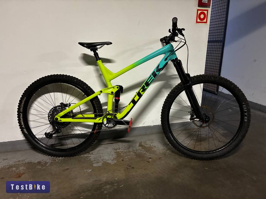 Trek Slash 8