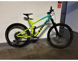 Trek Slash 8