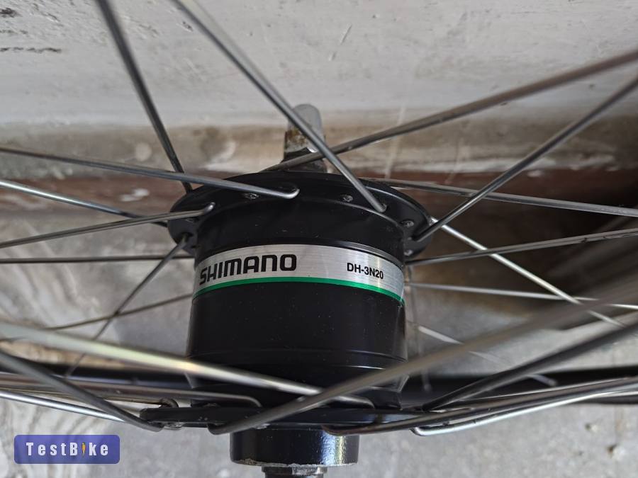 Trekking / túra kerékszett agydinamóval DH-3N20