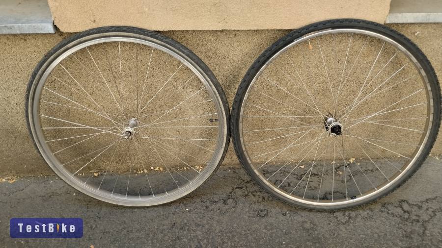 Trekking első kerekek Schwalbe Road & Ritchey gumikkal 700 C