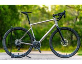 Triban GRVL 900 (XL) Sram Rival AXS titániumvázas gravel 