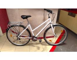 Triumph trekking-városi kerékpár Shimano LX 