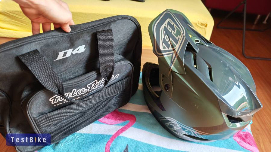 Troy Lee Designs d4 bukósisak 
