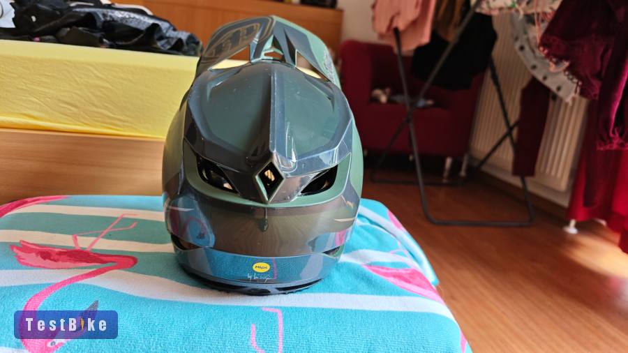Troy Lee Designs d4 bukósisak 