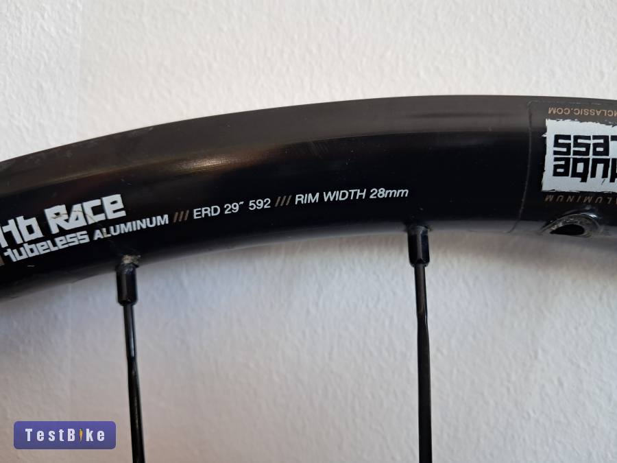 Tune 1450g os kerékszett Alu 29  RS1 rock  shox 