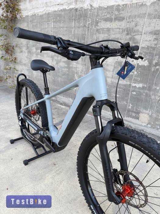 ÚJ! - Cube Reaction Hybrid Race 800Wh