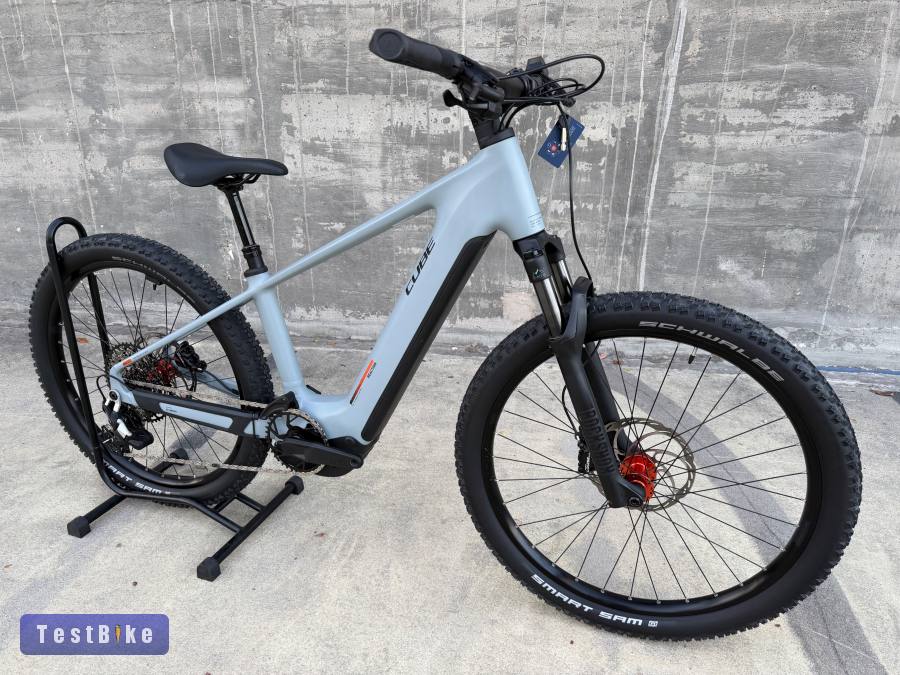 ÚJ! - Cube Reaction Hybrid Race 800Wh
