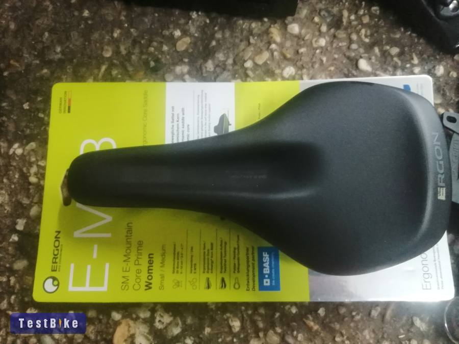 Új, márkás nyergek