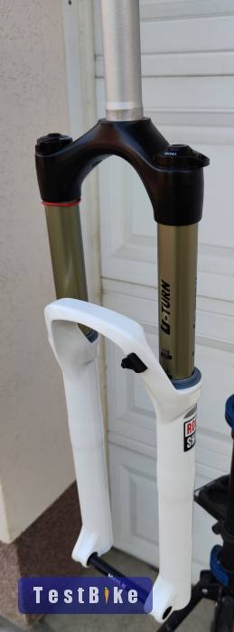 Új, Rock Shox 27,5 villa 100-130mm NON-tapered