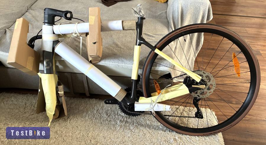 ÚJ! 0 KM-es SCOTT ADDICT 20 DISC 2X12sp. Di2 Shimano 
