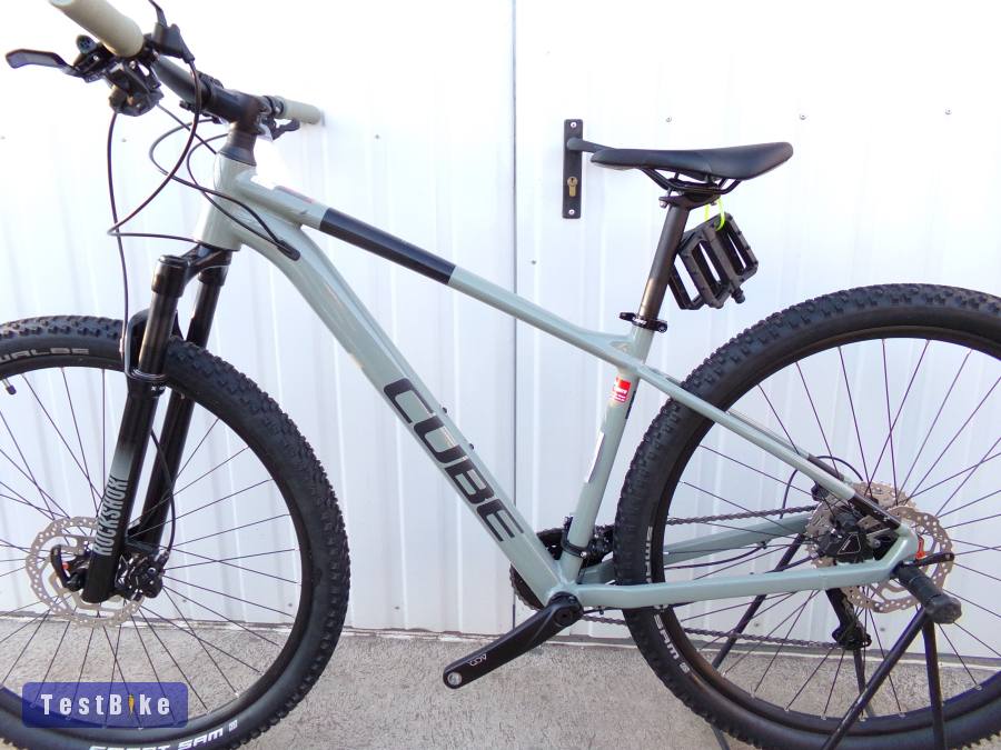 Új 0Km-es 29" Cube Attention férfi MTB tárcsafék 2x11 Rocksh