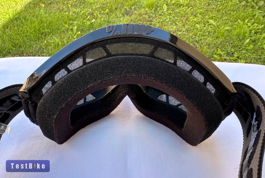 Új 100% Strata 2 fekete/szürke DH/FR szemüveg, védőszemüveg