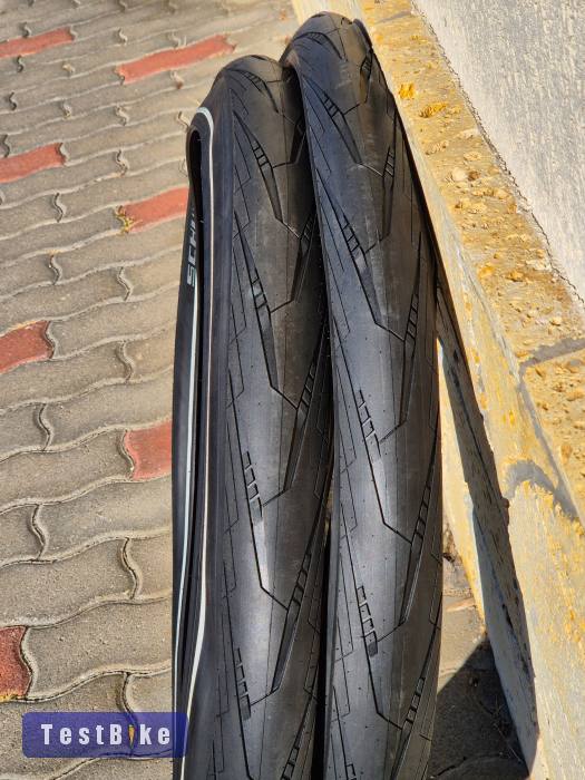 Új 2 db schwalbe super moto 