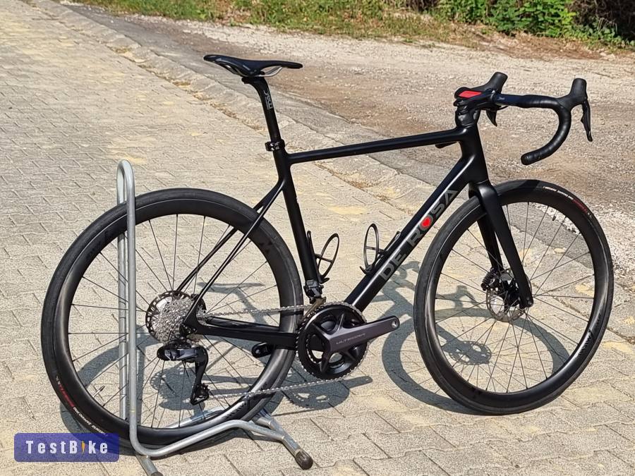 új De Rosa csúcs tesztkerékpár Ultegra di2 2*12 karbon kerék