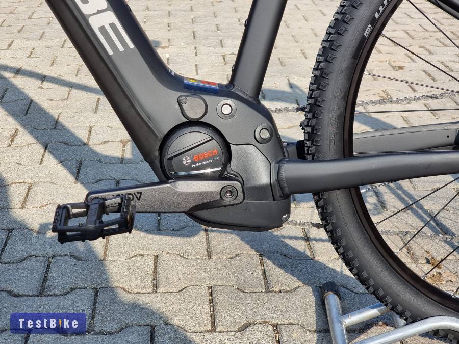 Új 2023 Cube ebike Bosch Smart integrált akku Shimano hydro 