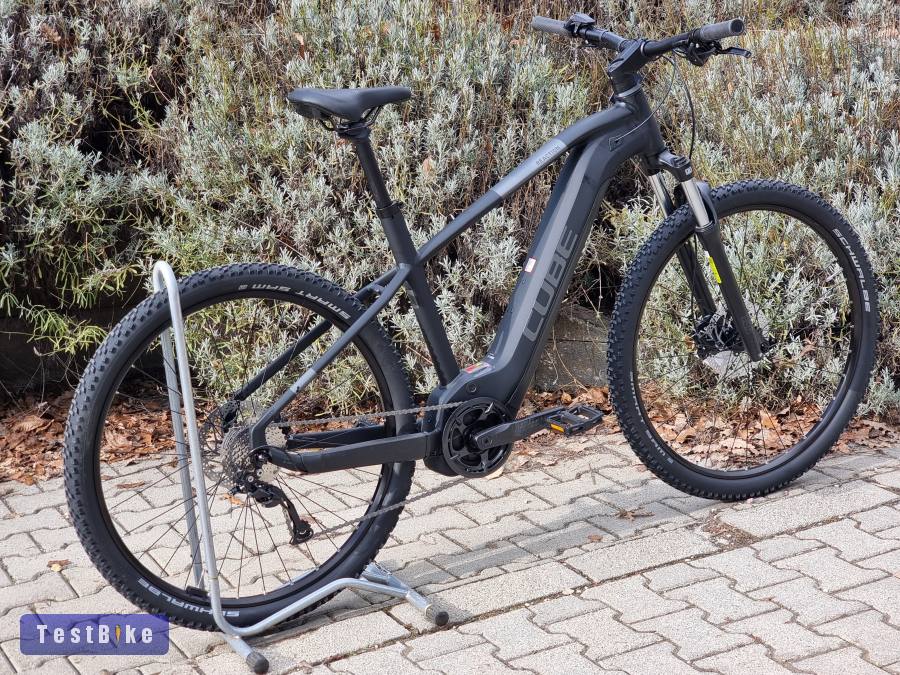 Új 2023 Cube ebike Bosch Smart integrált akku Shimano hydro 