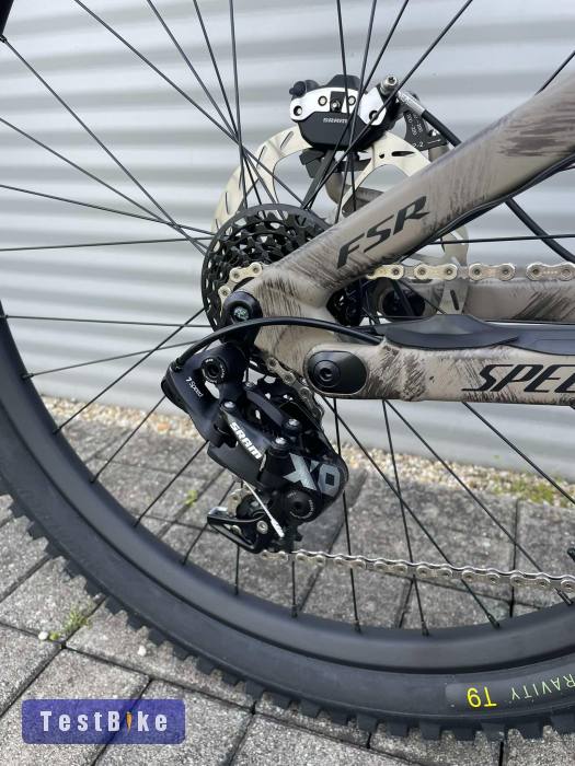 Új 2025 Specialized Demo Race Downhill Kerékpár