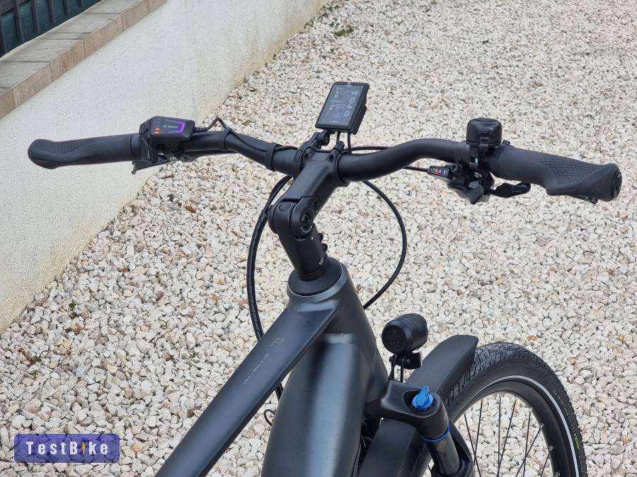 Új 2025 Cube Touring ebike légurós Bosch Perf. Smart 625wh 