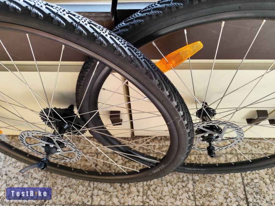 Új 28/29 Kelly's Draft kerêkszett