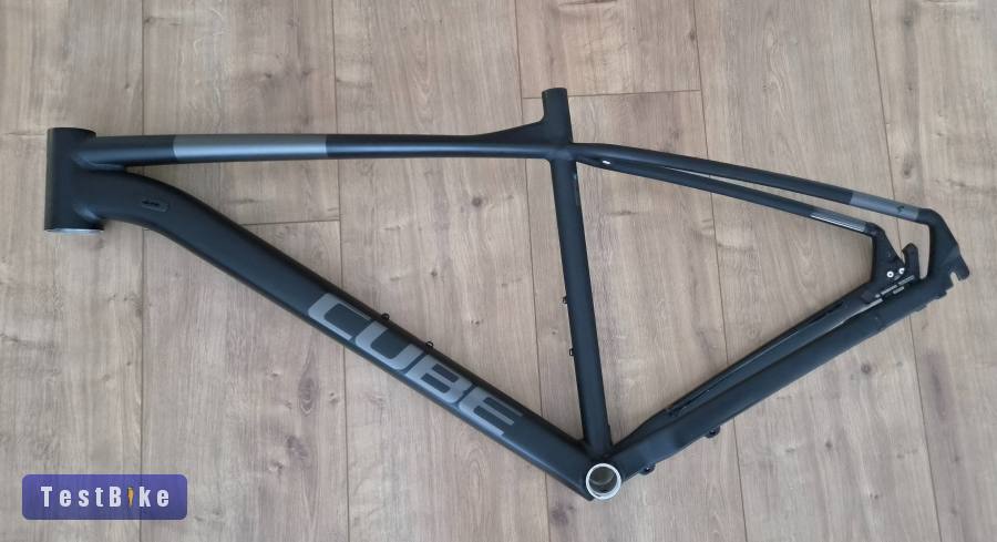 Új 29"  Cube Aim Race L-es váz