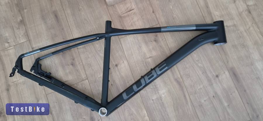 Új 29"  Cube Aim Race L-es váz