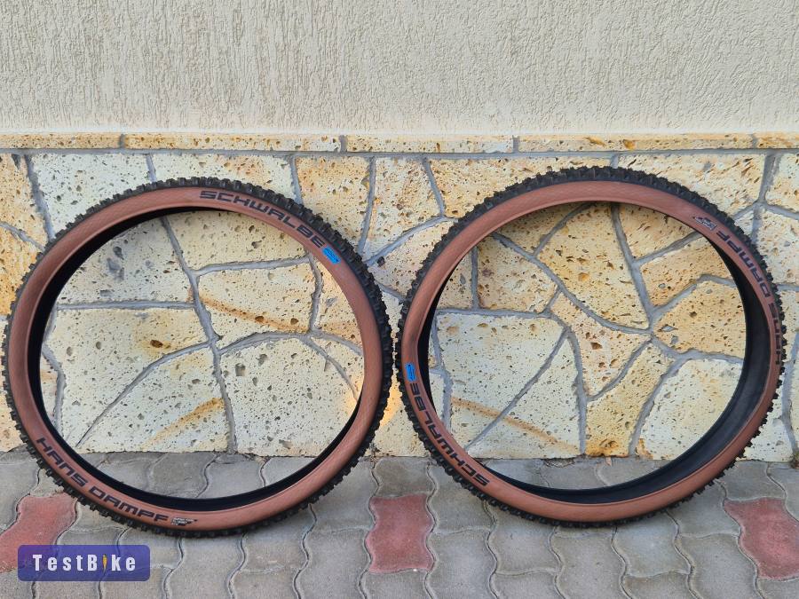 Új 2db schwalbe hans dampf evo 29
