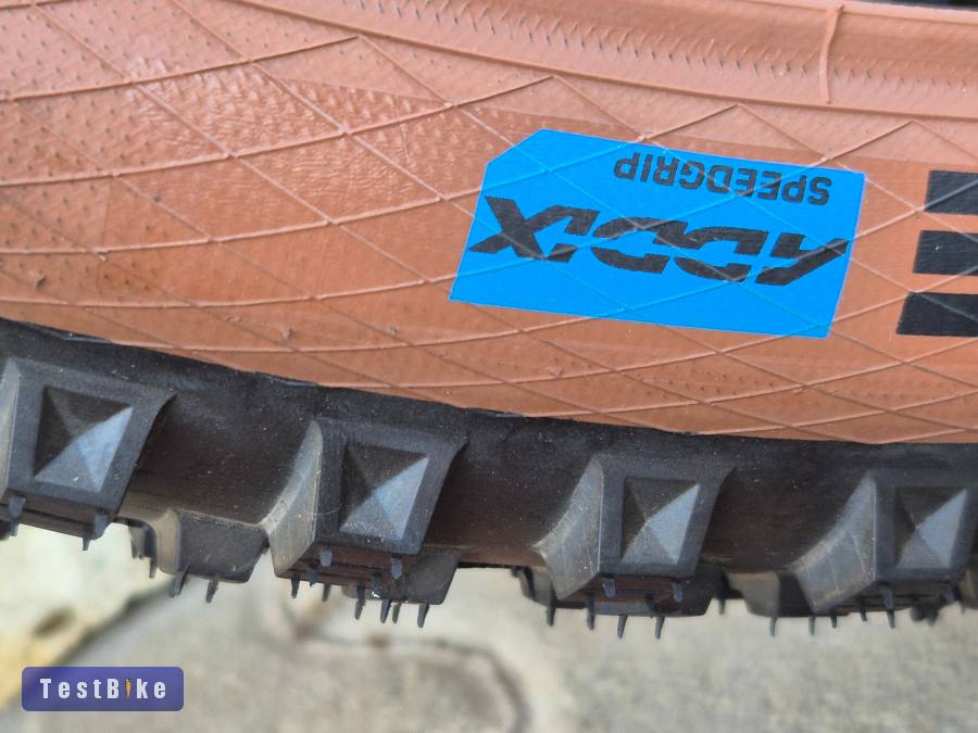 Új 2db schwalbe hans dampf evo 29 x 2,60