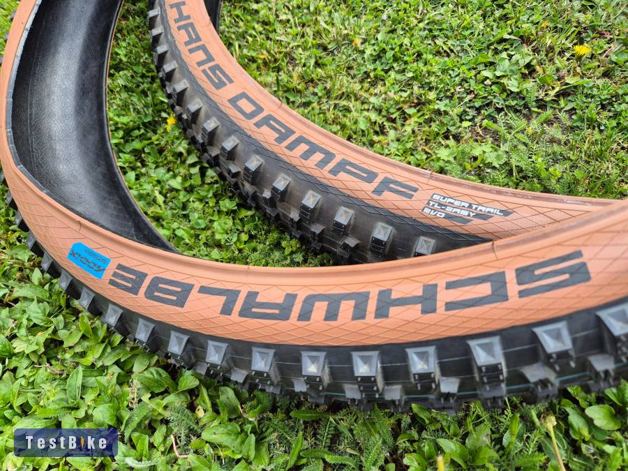Új 2db schwalbe hans dampf evo kevlar