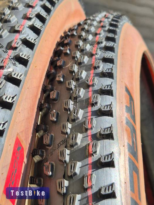 Új 2db schwalbe racing ray evo 29 x 2,25