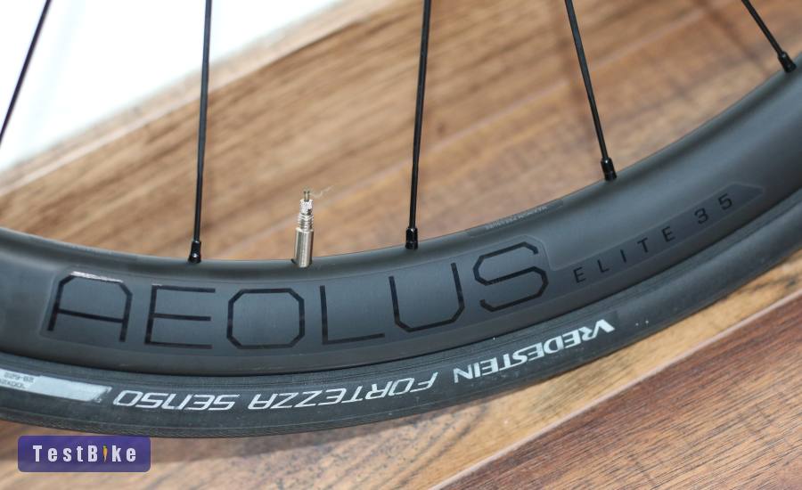 Új állapotú Bontrager Aelous Elite 35 Disc karbon kerékszett