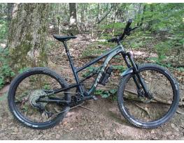 (Új állapotú) Kellys Swag 10 M (29/27.5”) Enduro kerékpár