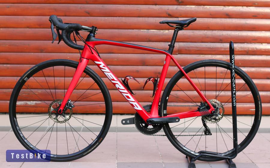 Új állapotú Merida Scultura Disc 6000 Ultegra szettel S size