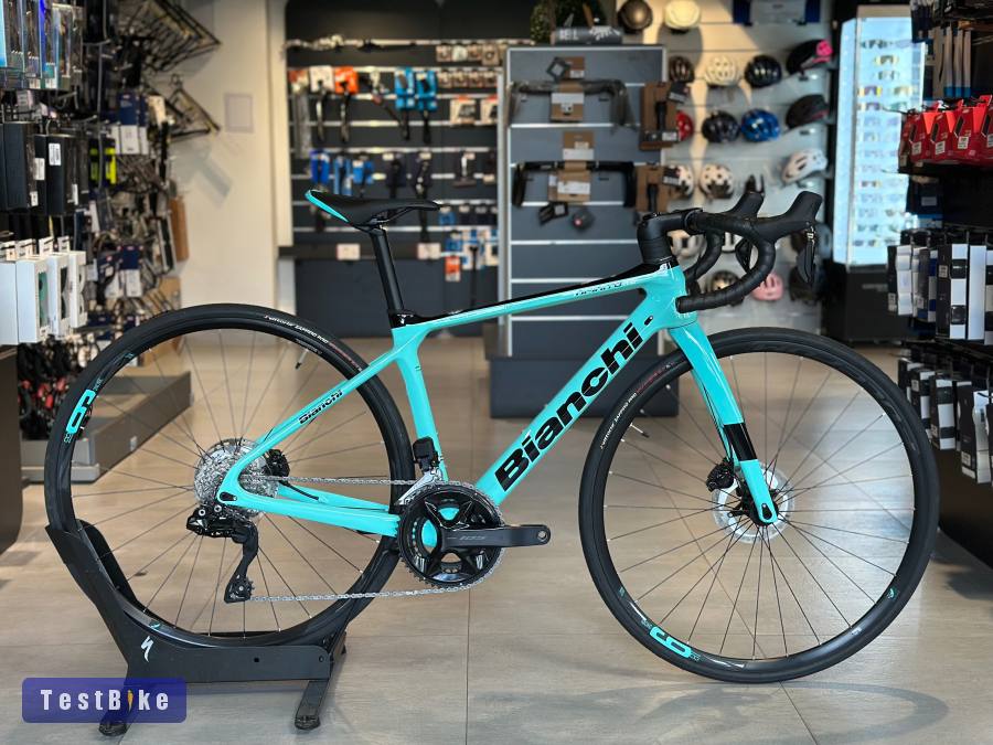 Új Bianchi Infinito XE 47cm országúti kerékpár