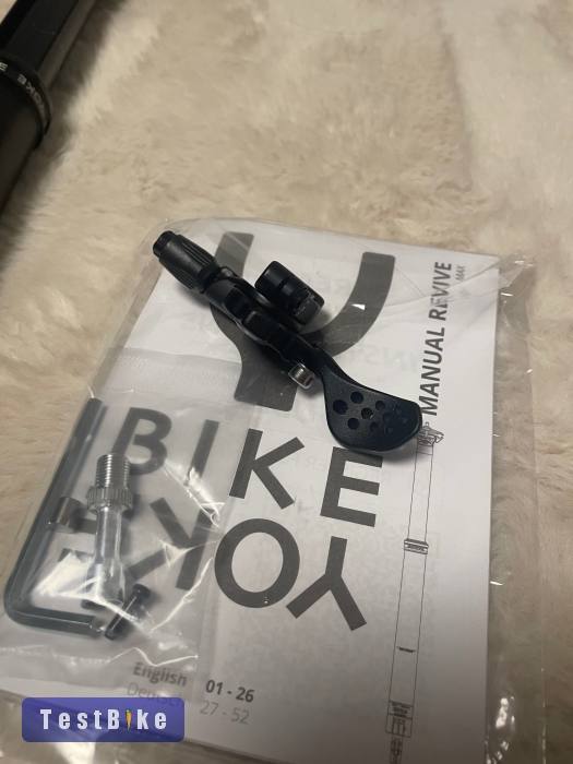 Új BikeYoke Revive Three Max dropper