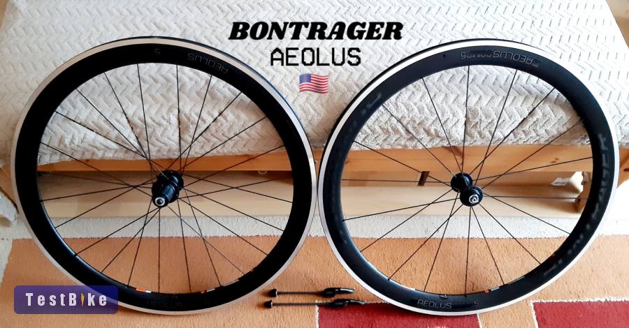 Új Bontrager Aeolus Comp 5 TLR karbon, alu kerékszett.